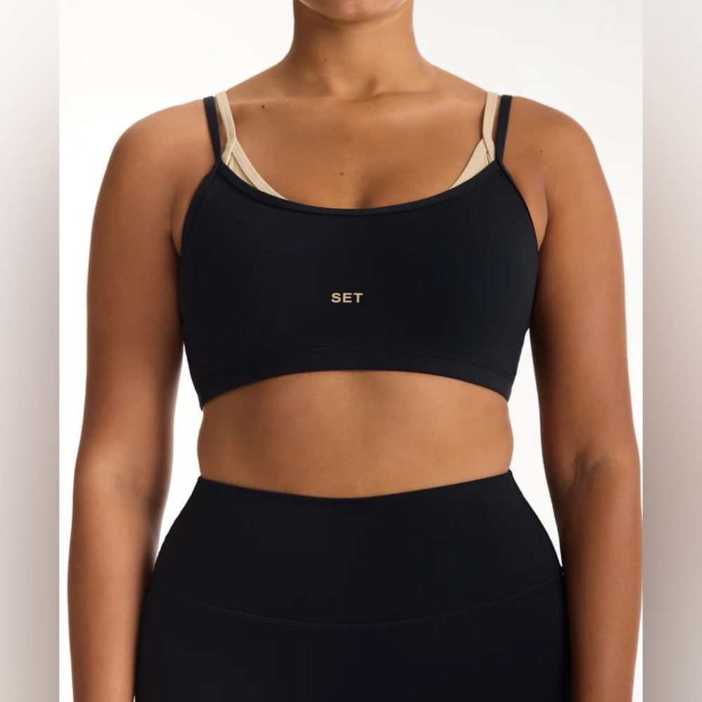 SET Active Airluxe Breathe Layered Bra and Legging Set